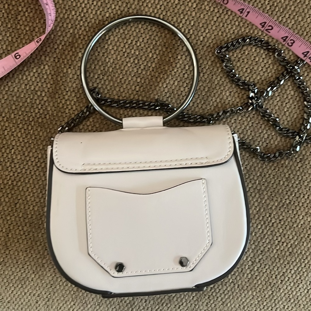 Nasty Gal Stylish cream Handbag with Chain Strap bling. Cross‎ body. - Picture 9 of 14